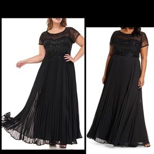 Bloomingdale's Plus size Dress